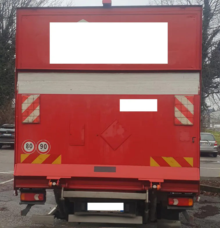 IVECO EUROCARGO 100E18 - Skříňový nákladní auto: obrázek 3 IVECO EUROCARGO 100E18 - Skříňový nákladní auto: obrázek 3