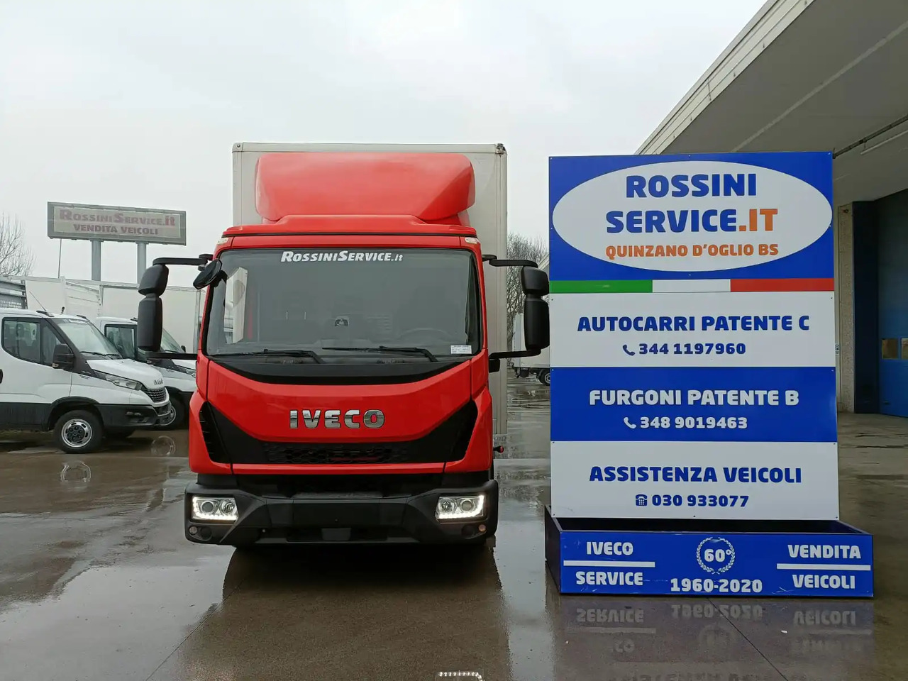 IVECO EUROCARGO 75E19 / 80E19 / 86E19 - Skříňový nákladní auto: obrázek 4 IVECO EUROCARGO 75E19 / 80E19 / 86E19 - Skříňový nákladní auto: obrázek 4