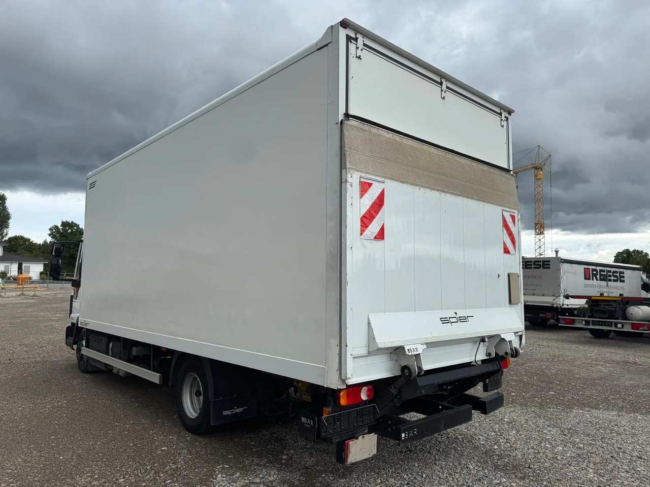 IVECO EUROCARGO 75E19P - Skříňový nákladní auto: obrázek 5 IVECO EUROCARGO 75E19P - Skříňový nákladní auto: obrázek 5