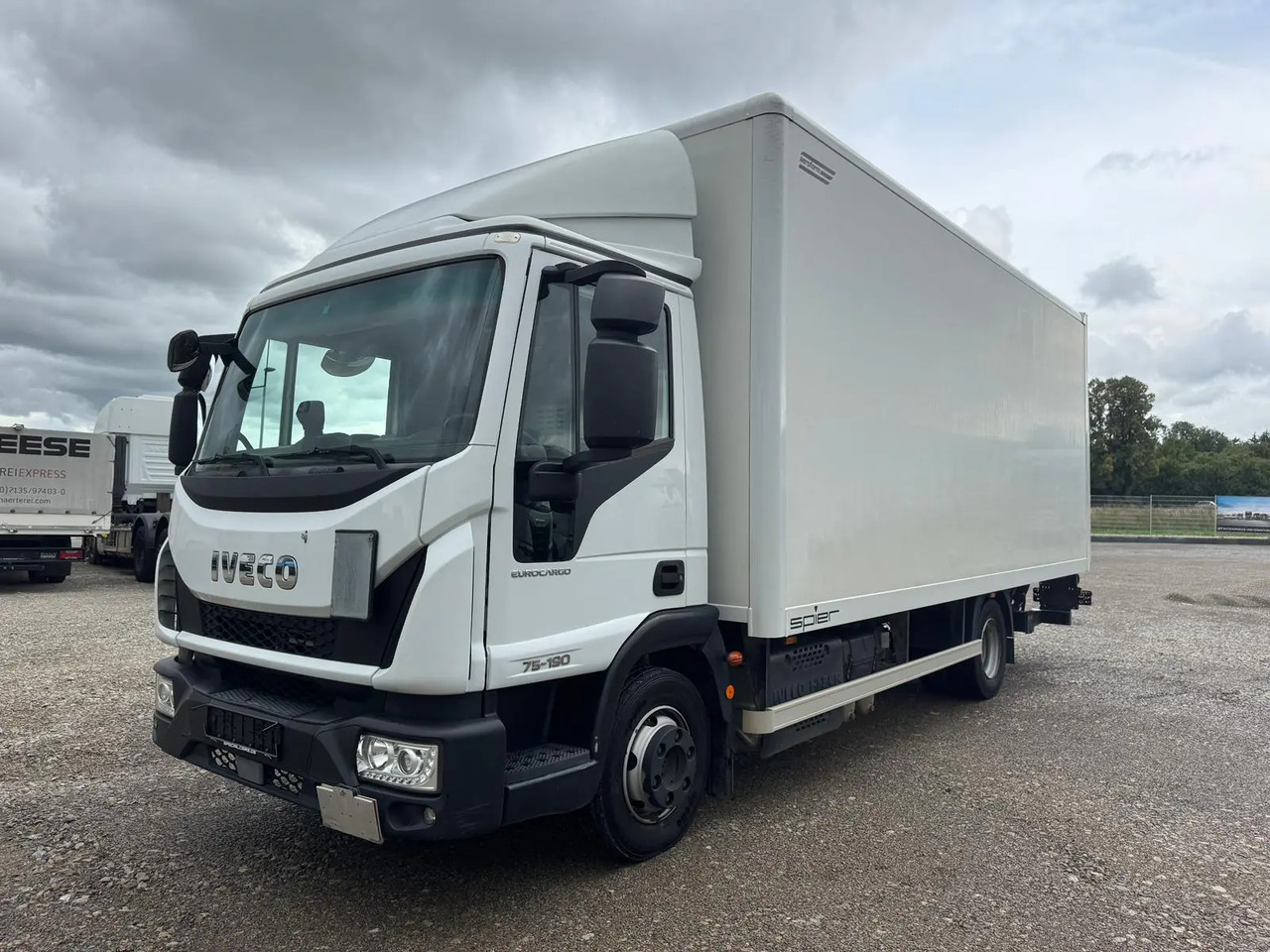 IVECO EUROCARGO 75E19P - Skříňový nákladní auto: obrázek 1 IVECO EUROCARGO 75E19P - Skříňový nákladní auto: obrázek 1