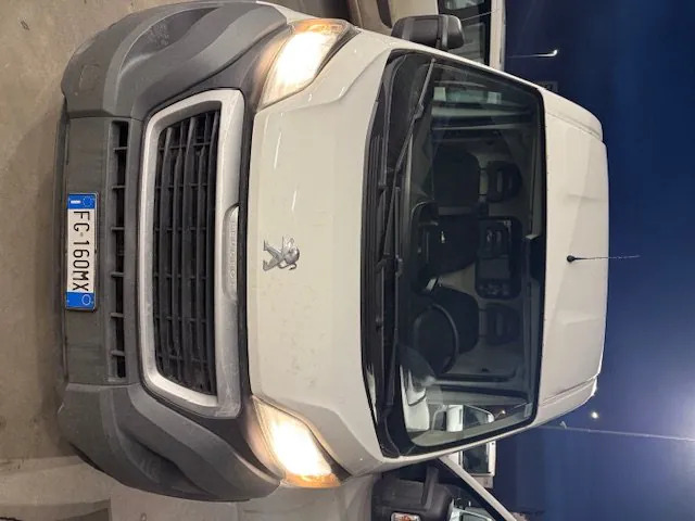 PEUGEOT BOXER FURGONE STANDARD - Furgon: obrázek 2 PEUGEOT BOXER FURGONE STANDARD - Furgon: obrázek 2