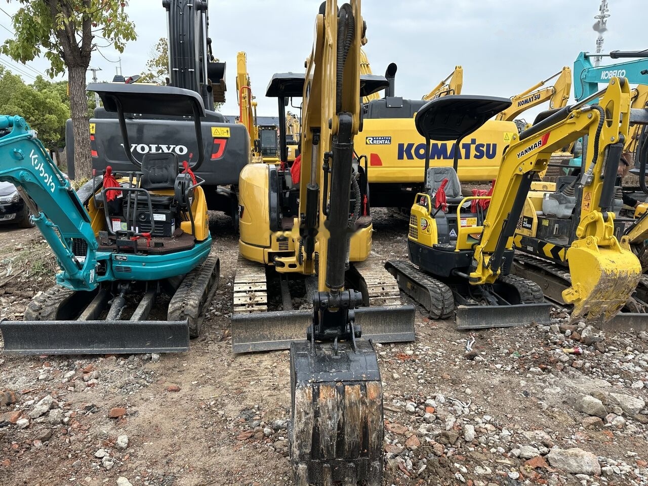 Mini rýpadlo Caterpillar 303E: obrázek 6