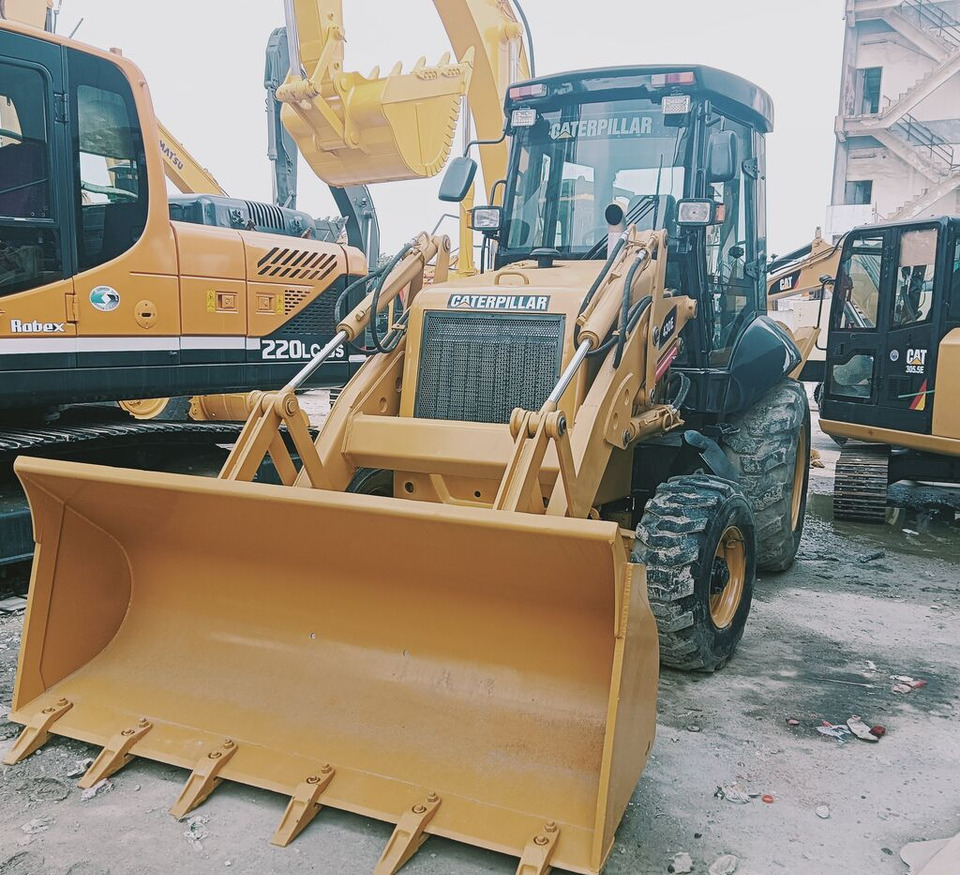 Caterpillar 430F - Rýpadlo-nakladač: obrázek 5 Caterpillar 430F - Rýpadlo-nakladač: obrázek 5