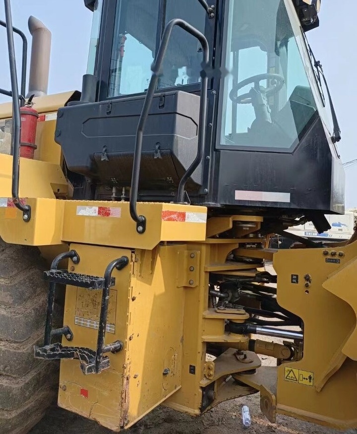 Caterpillar 950GC - Kolový nakladač: obrázek 3 Caterpillar 950GC - Kolový nakladač: obrázek 3