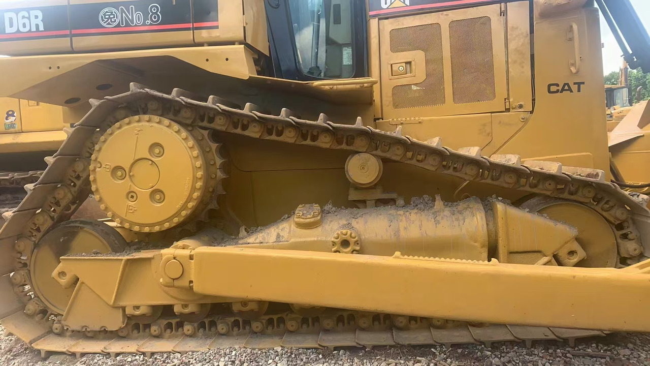 Caterpillar D6R - Buldozer: obrázek 5 Caterpillar D6R - Buldozer: obrázek 5