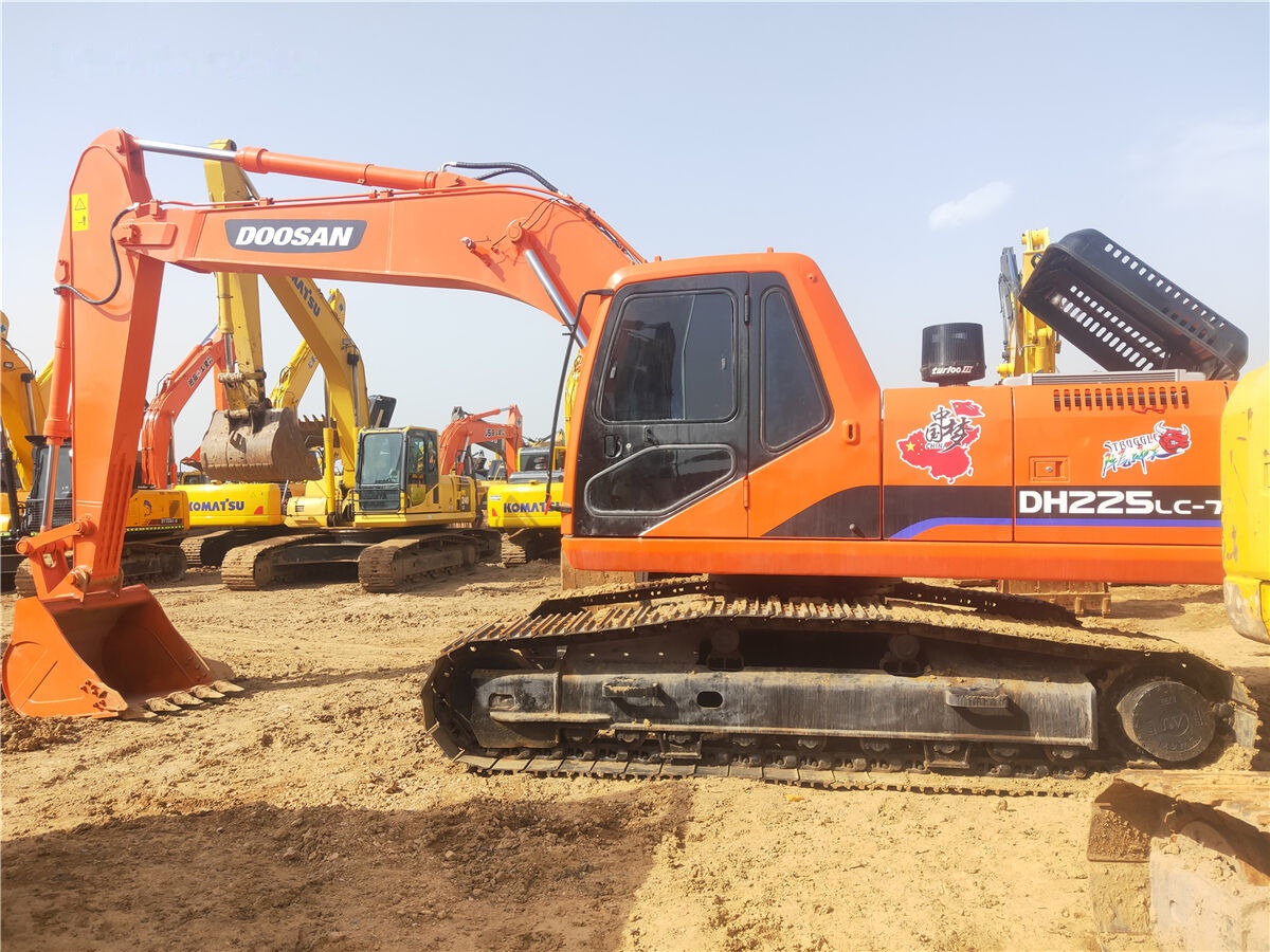 Doosan DH225 - Pásové rýpadlo: obrázek 1 Doosan DH225 - Pásové rýpadlo: obrázek 1