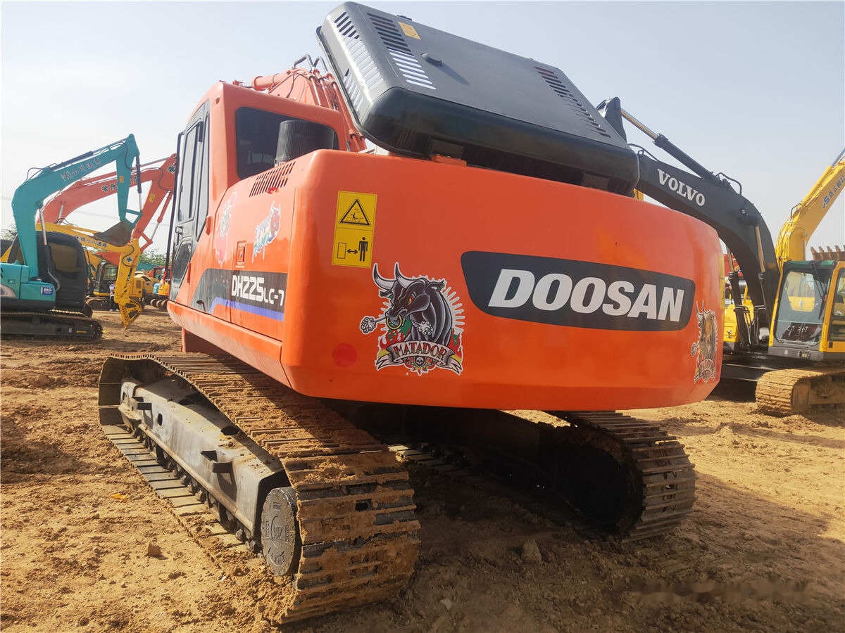 Doosan DH225 - Pásové rýpadlo: obrázek 2 Doosan DH225 - Pásové rýpadlo: obrázek 2