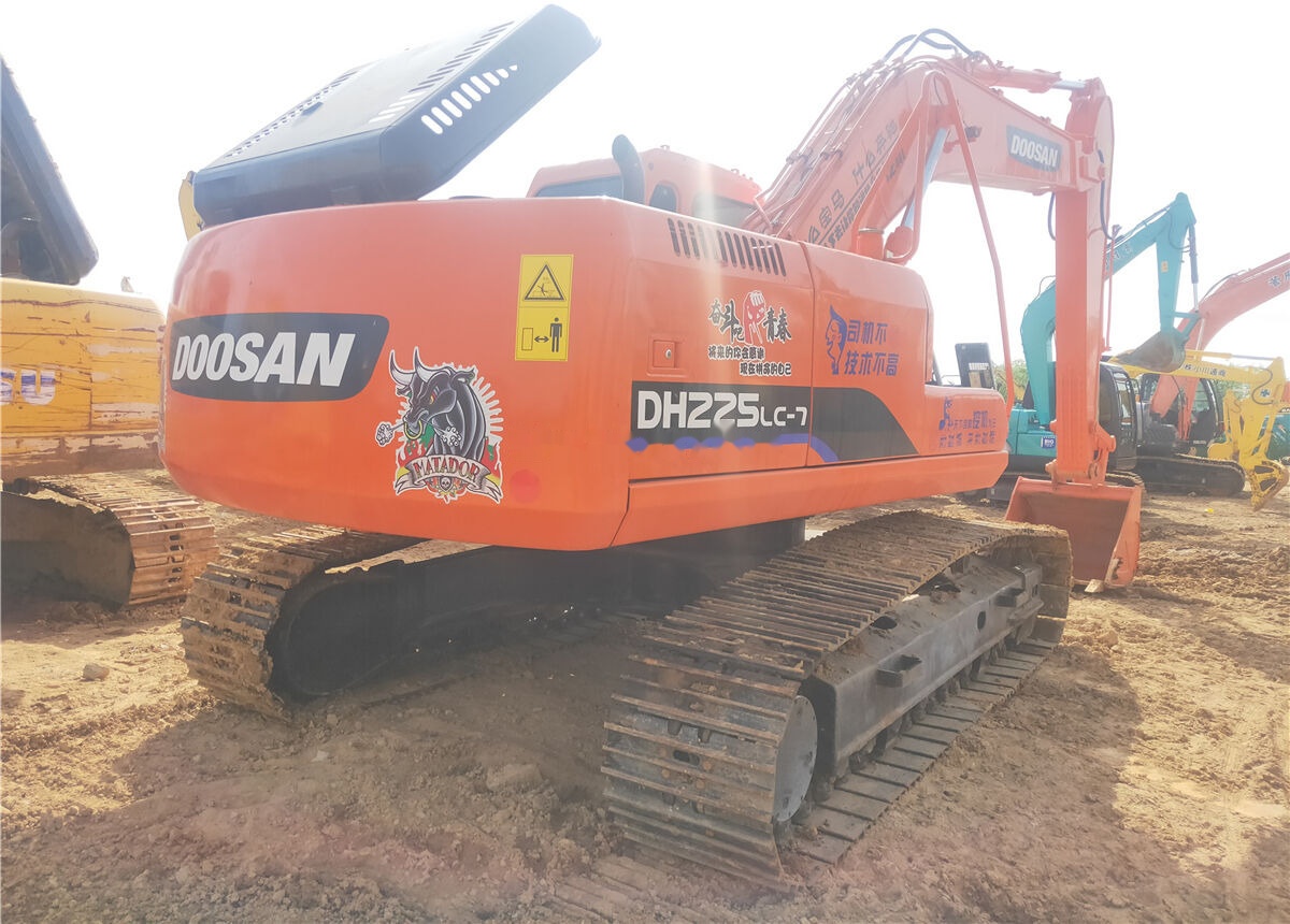 Doosan DH225 - Pásové rýpadlo: obrázek 4 Doosan DH225 - Pásové rýpadlo: obrázek 4