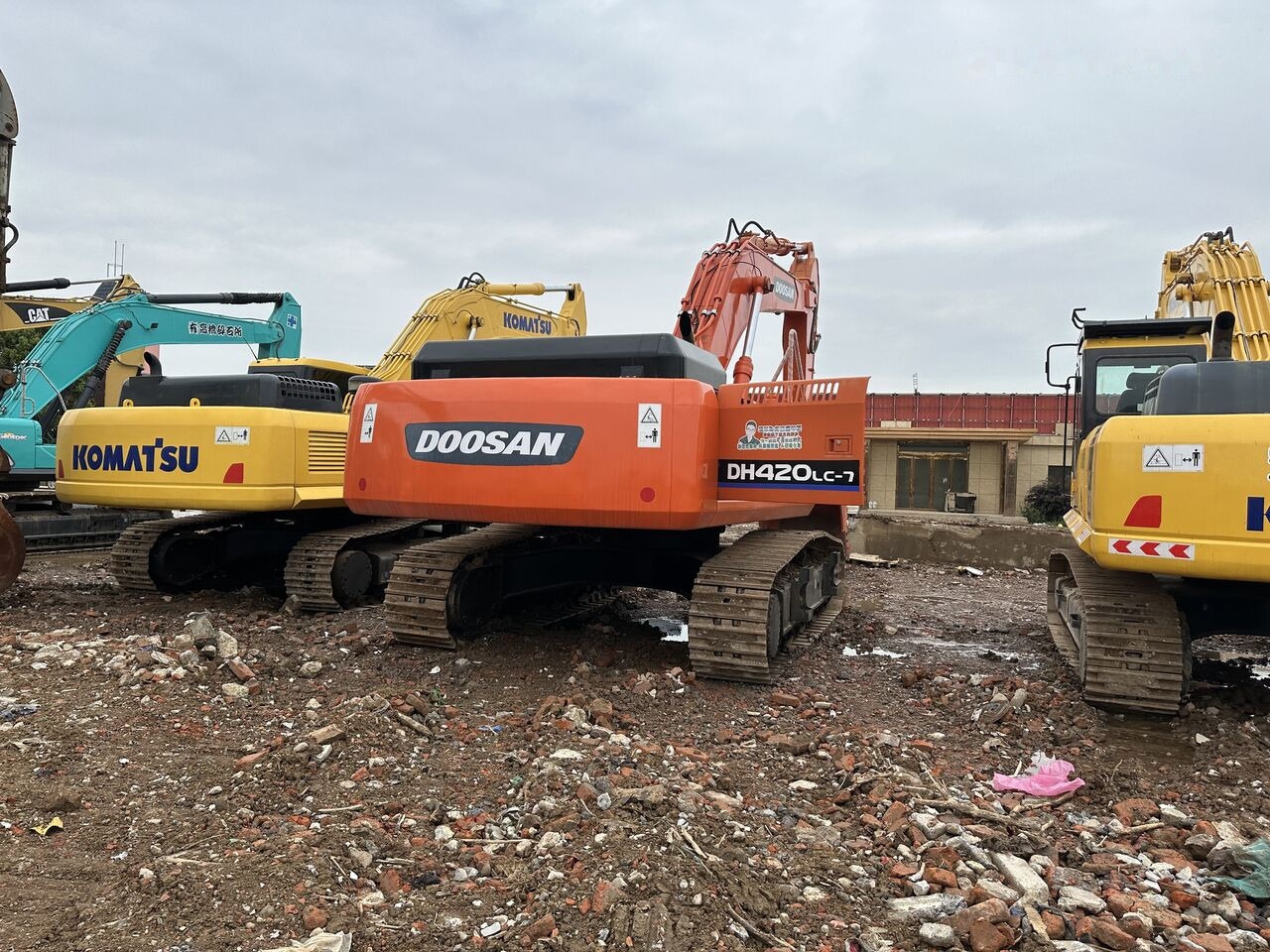 Doosan DH420 - Pásové rýpadlo: obrázek 2 Doosan DH420 - Pásové rýpadlo: obrázek 2