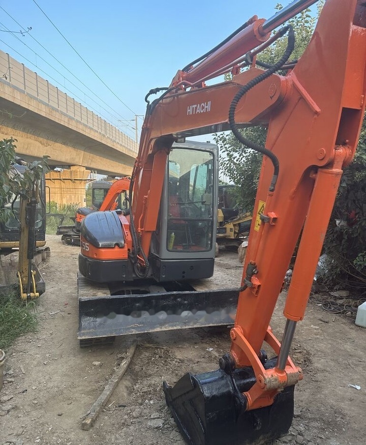 Hitachi ZX55 - Mini rýpadlo: obrázek 5 Hitachi ZX55 - Mini rýpadlo: obrázek 5