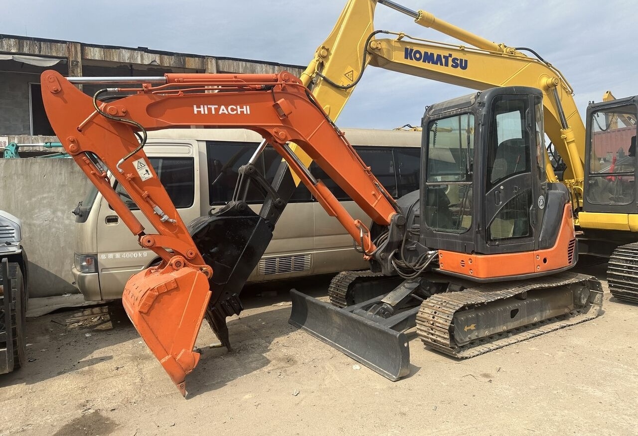 Hitachi ZX65 - Mini rýpadlo: obrázek 3 Hitachi ZX65 - Mini rýpadlo: obrázek 3