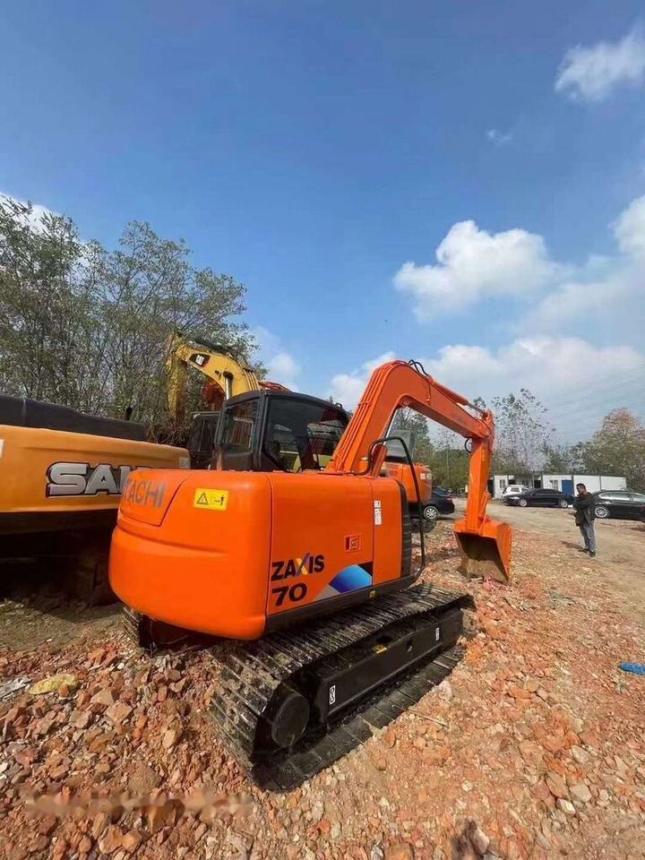 Hitachi ZX70 - Pásové rýpadlo: obrázek 5 Hitachi ZX70 - Pásové rýpadlo: obrázek 5
