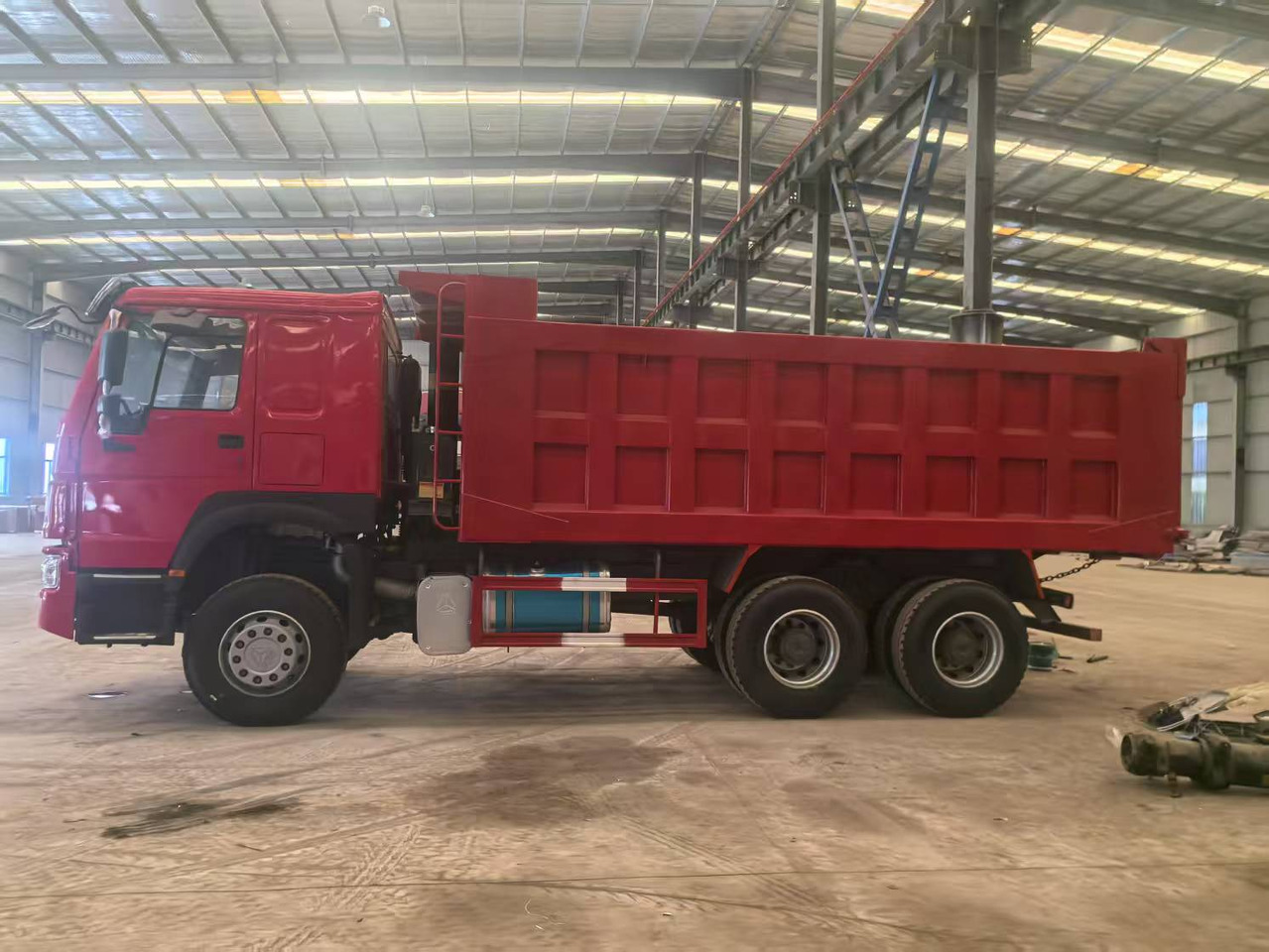 Howo 371 6X4 NEW - Sklápěč: obrázek 3 Howo 371 6X4 NEW - Sklápěč: obrázek 3