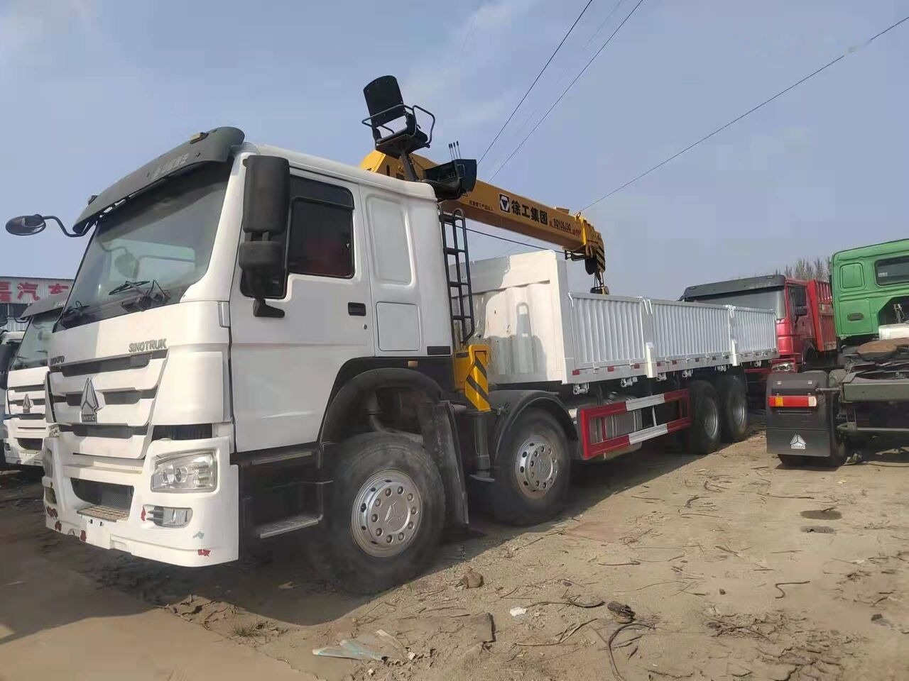 Howo 371 - Sklápěč, Auto s hydraulickou rukou: obrázek 3 Howo 371 - Sklápěč, Auto s hydraulickou rukou: obrázek 3