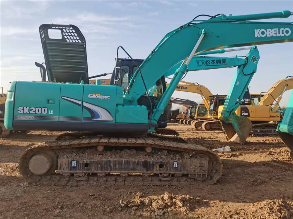 Kobelco SK200LC - Pásové rýpadlo: obrázek 4 Kobelco SK200LC - Pásové rýpadlo: obrázek 4