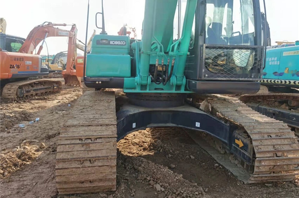 Kobelco SK200LC - Pásové rýpadlo: obrázek 5 Kobelco SK200LC - Pásové rýpadlo: obrázek 5