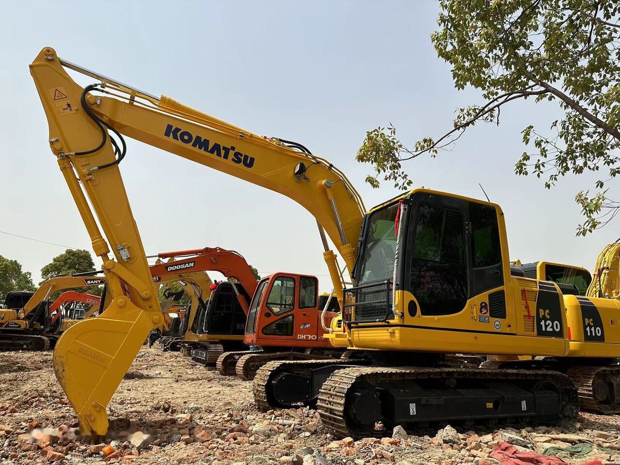 Komatsu PC120-8 - Pásové rýpadlo: obrázek 5 Komatsu PC120-8 - Pásové rýpadlo: obrázek 5