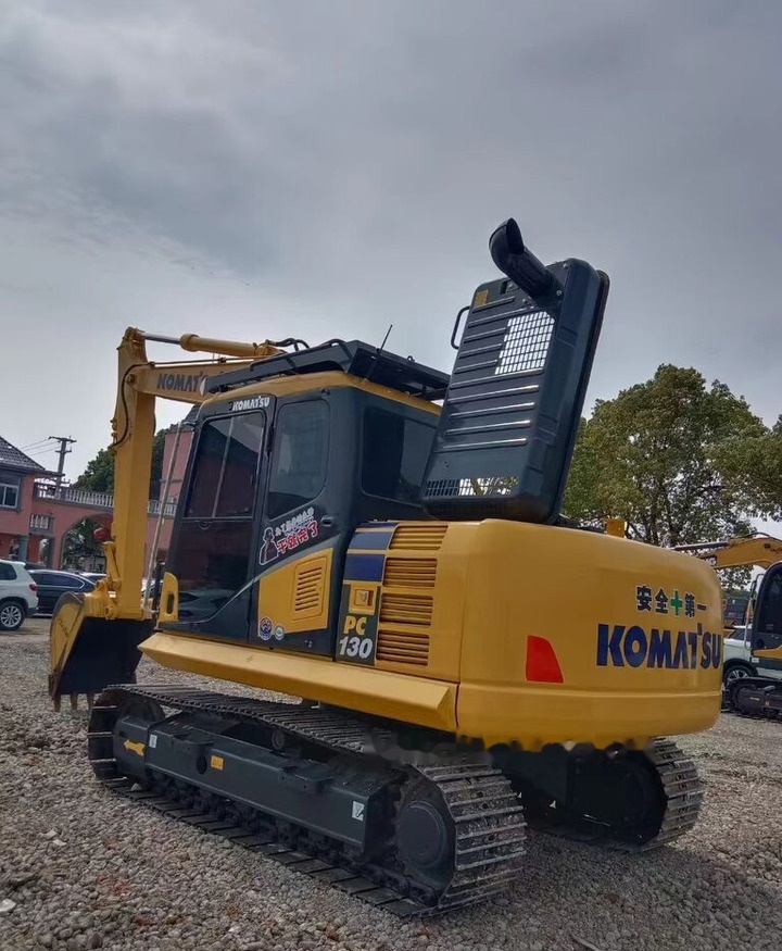 Komatsu PC130 - Pásové rýpadlo: obrázek 2 Komatsu PC130 - Pásové rýpadlo: obrázek 2