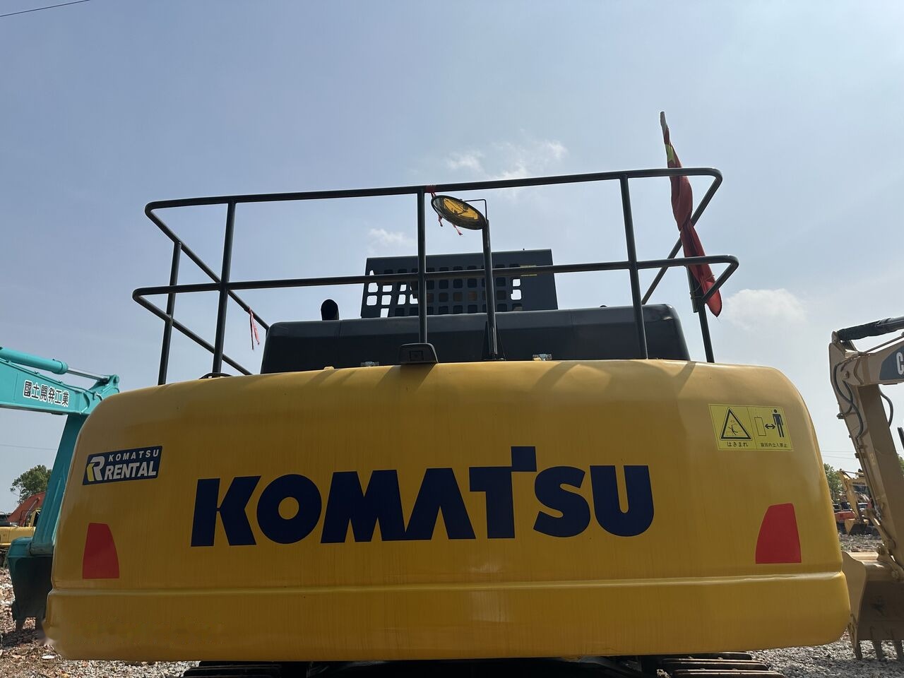 Komatsu PC450 - Pásové rýpadlo: obrázek 4 Komatsu PC450 - Pásové rýpadlo: obrázek 4