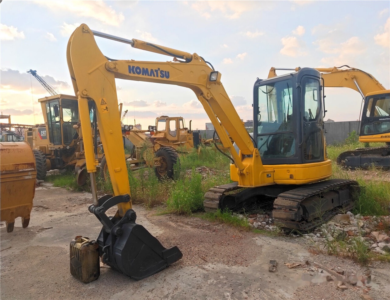 Komatsu PC55 - Mini rýpadlo: obrázek 5 Komatsu PC55 - Mini rýpadlo: obrázek 5