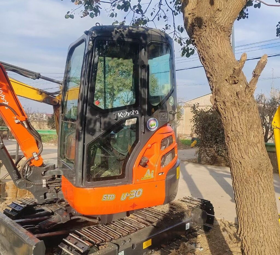 Kubota U30 - Mini rýpadlo: obrázek 4 Kubota U30 - Mini rýpadlo: obrázek 4