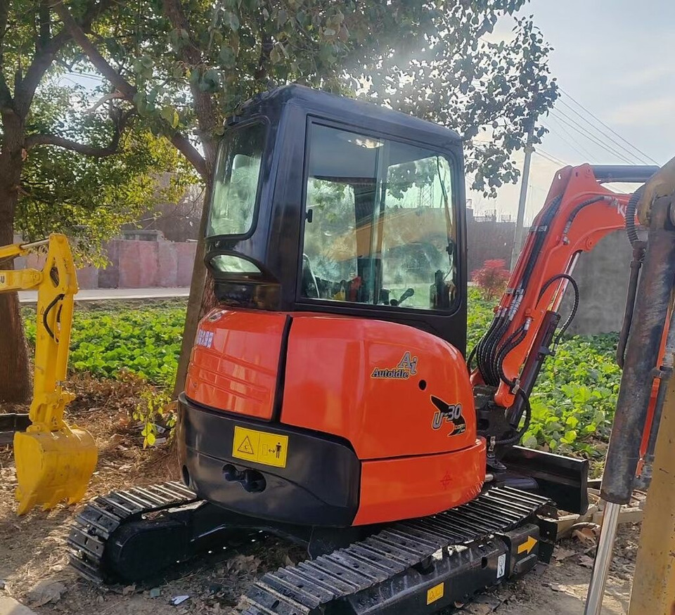 Kubota U30 - Mini rýpadlo: obrázek 1 Kubota U30 - Mini rýpadlo: obrázek 1