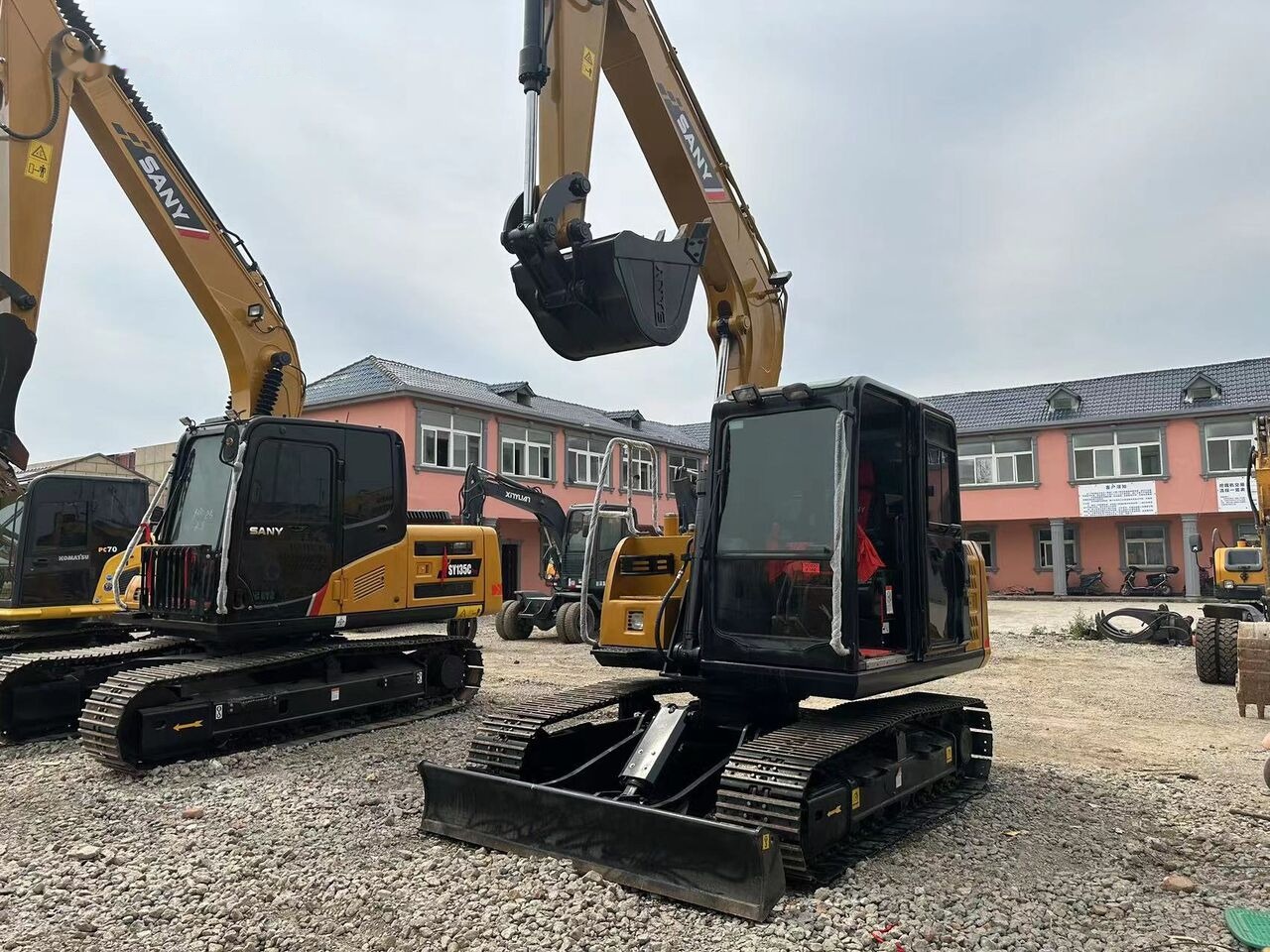 Sany SY95C - Pásové rýpadlo: obrázek 2 Sany SY95C - Pásové rýpadlo: obrázek 2