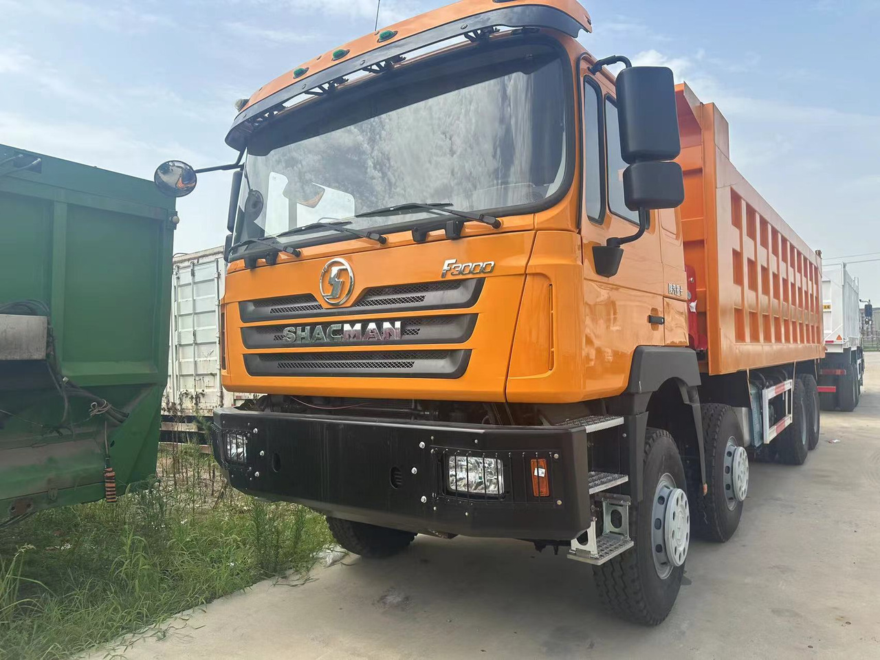 Shacman F3000 8x4 - Sklápěč: obrázek 2 Shacman F3000 8x4 - Sklápěč: obrázek 2