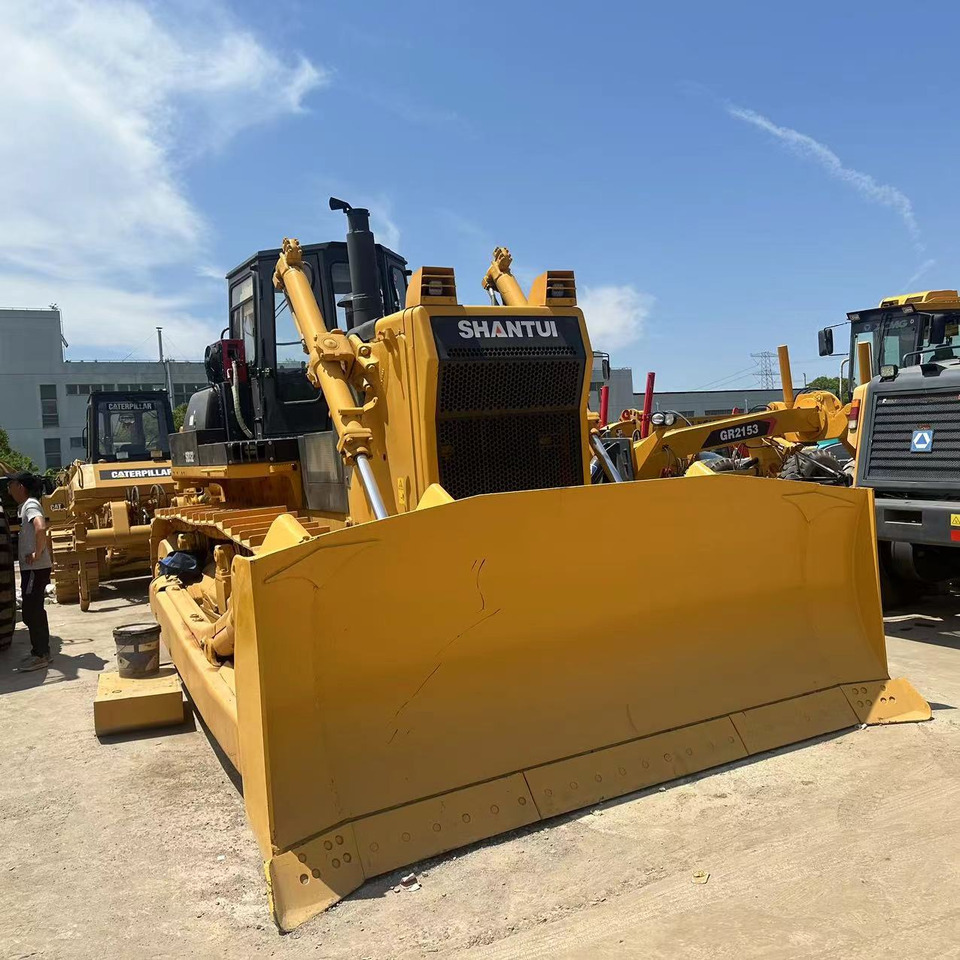 Shantui SD32 - Buldozer: obrázek 4 Shantui SD32 - Buldozer: obrázek 4