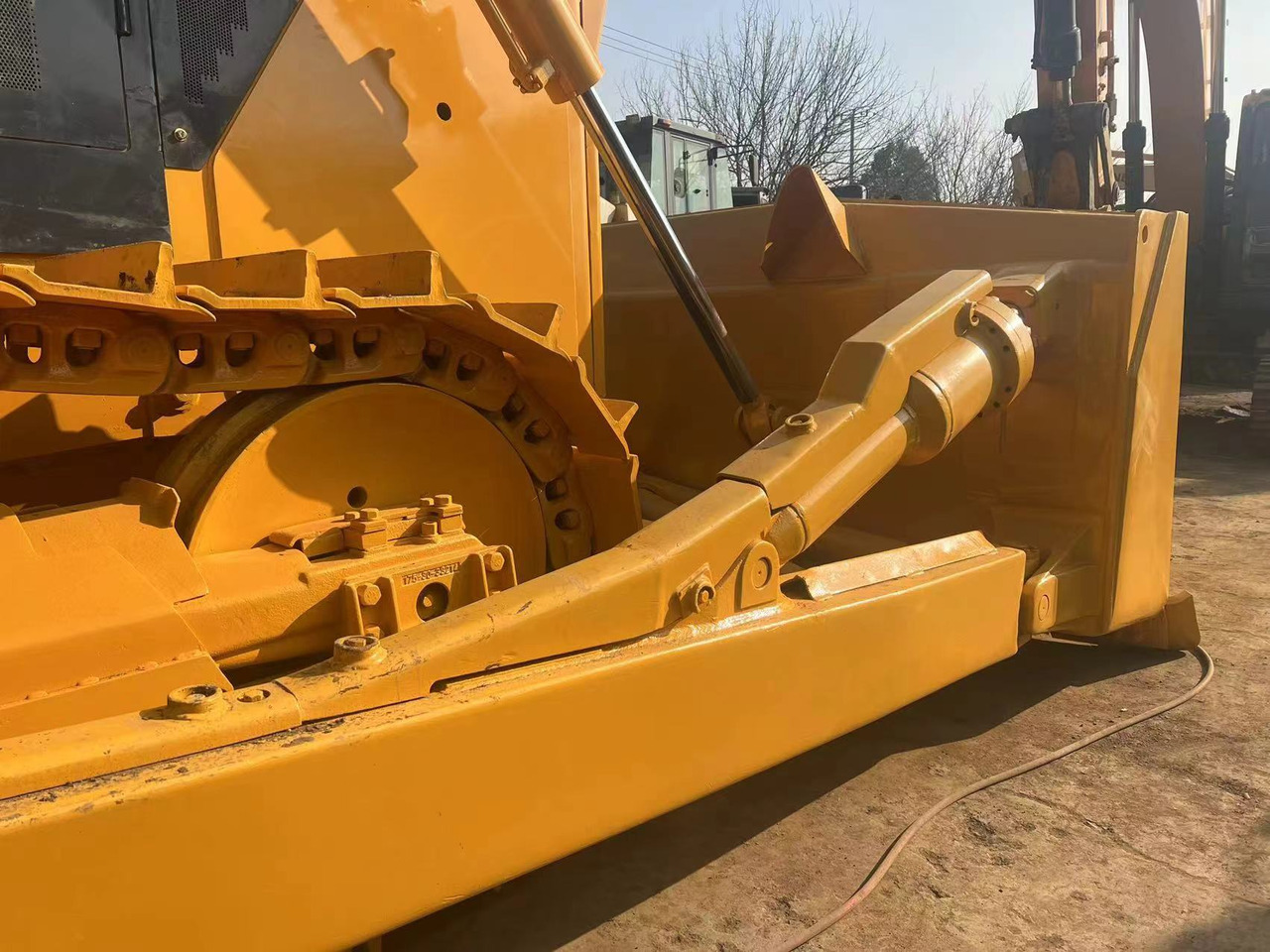 Shantui SD32 - Buldozer: obrázek 2 Shantui SD32 - Buldozer: obrázek 2