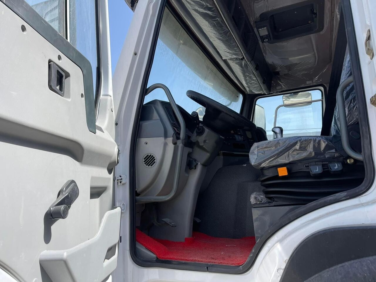 Howo Used 371 6X4 - Tahač: obrázek 2 Howo Used 371 6X4 - Tahač: obrázek 2