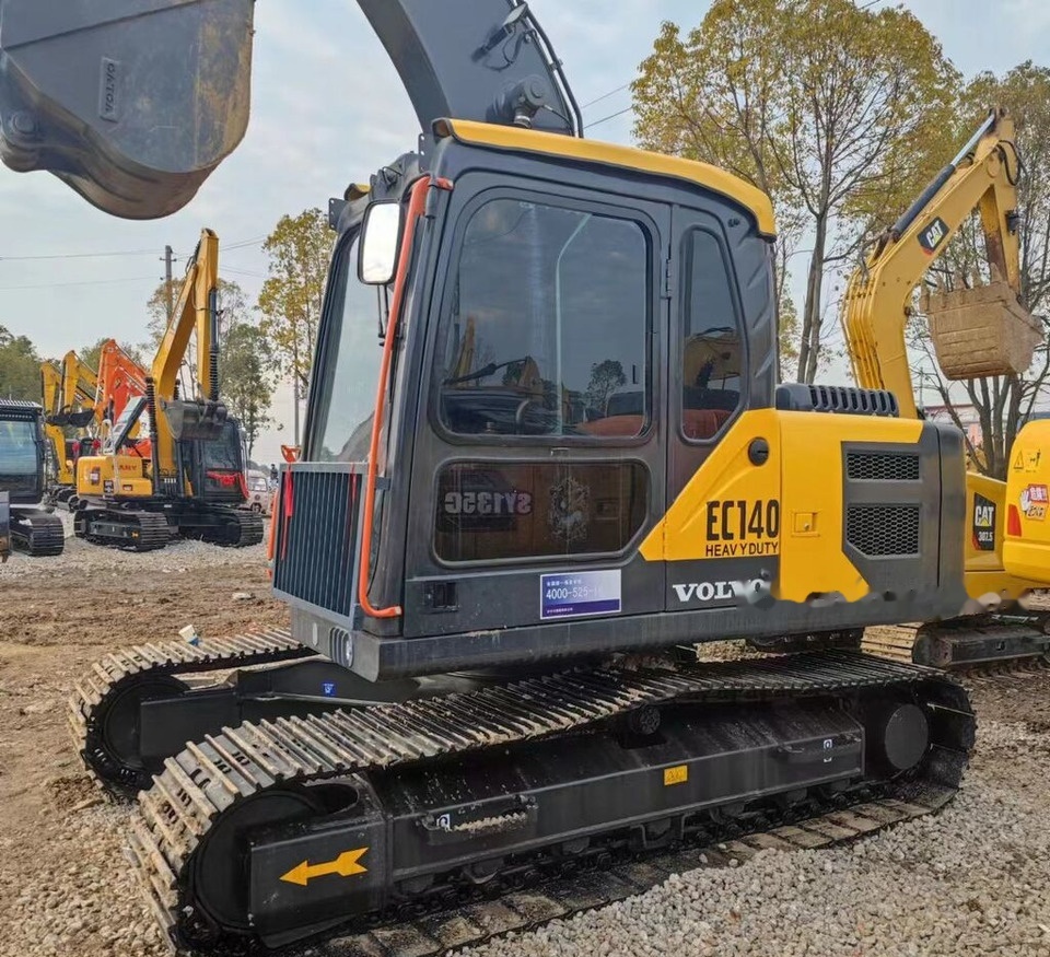 Pásové rýpadlo Volvo EC140: obrázek 8