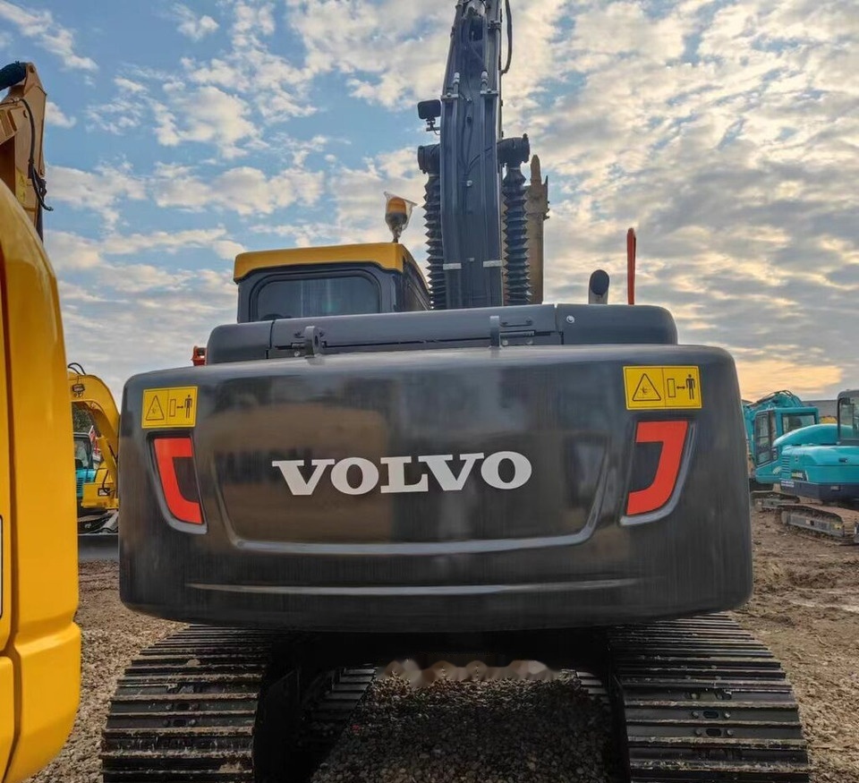 Pásové rýpadlo Volvo EC140: obrázek 7