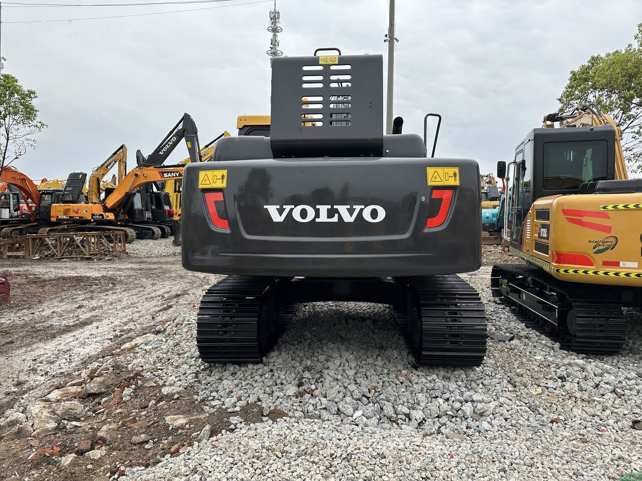 Volvo EC210 - Pásové rýpadlo: obrázek 5 Volvo EC210 - Pásové rýpadlo: obrázek 5