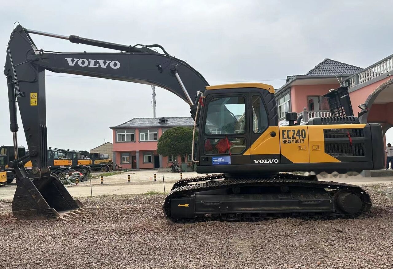 Pásové rýpadlo Volvo EC240: obrázek 7 Pásové rýpadlo Volvo EC240: obrázek 7