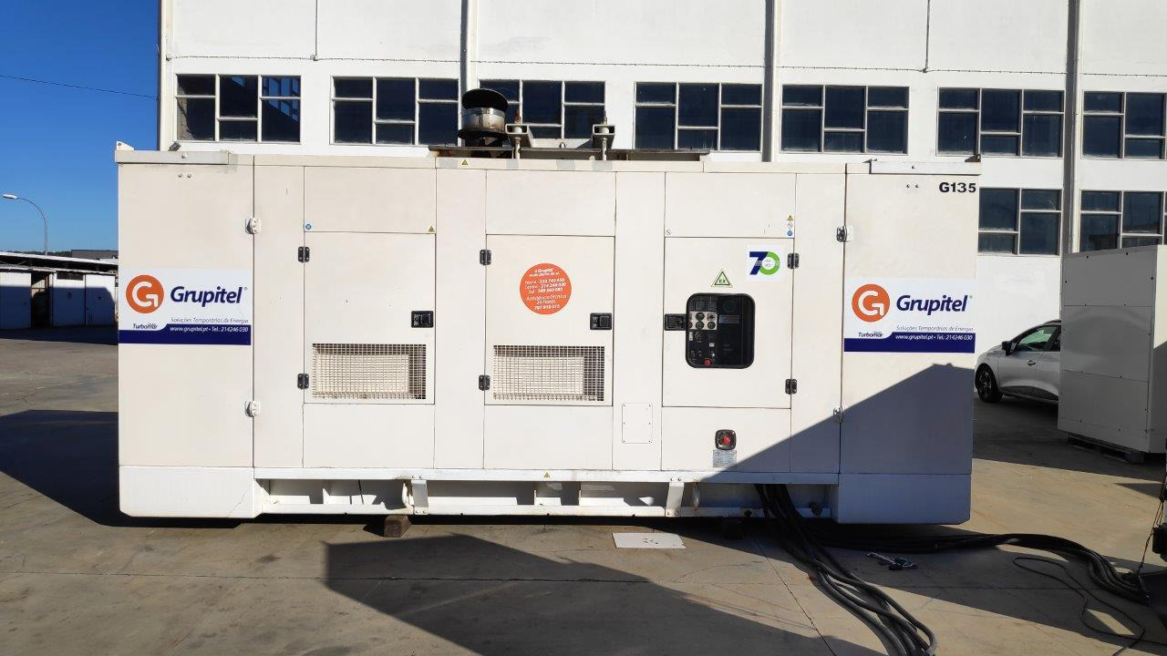 FG WILSON P650 / 650 kVA - Elektrický generátor: obrázek 2 FG WILSON P650 / 650 kVA - Elektrický generátor: obrázek 2