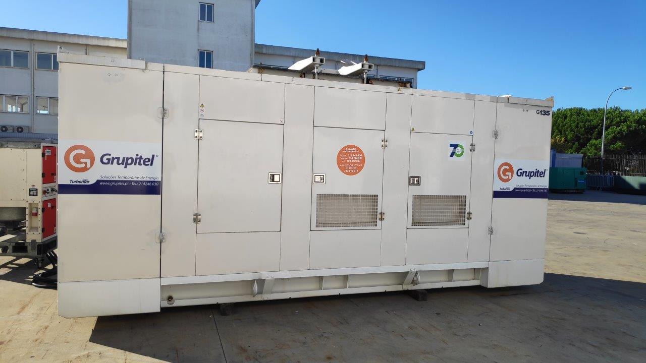 FG WILSON P650 / 650 kVA - Elektrický generátor: obrázek 1 FG WILSON P650 / 650 kVA - Elektrický generátor: obrázek 1