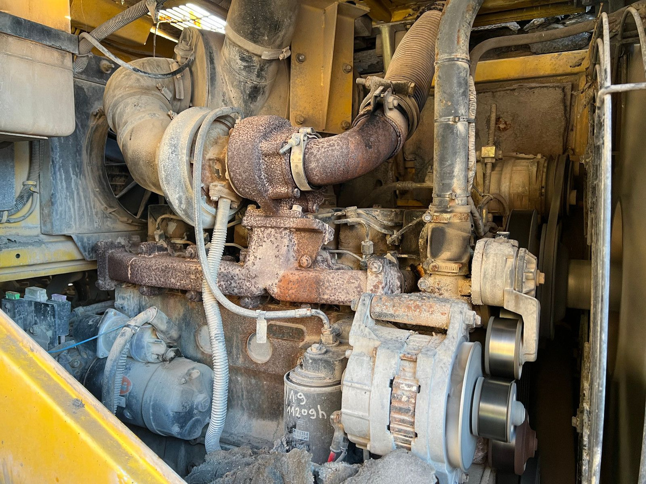 Komatsu WA 270 - Kolový nakladač: obrázek 5 Komatsu WA 270 - Kolový nakladač: obrázek 5