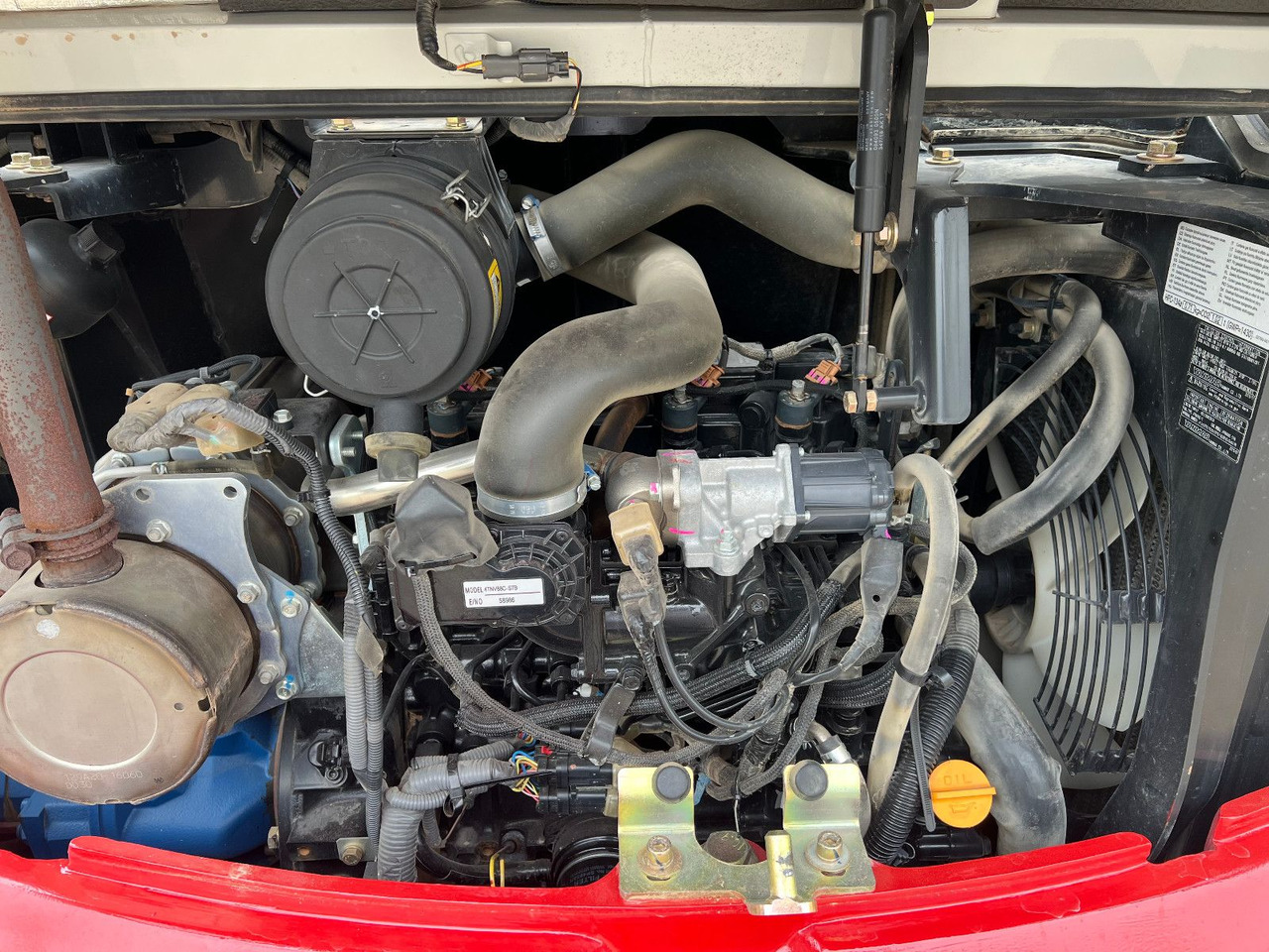 Takeuchi TB 240 DPF V4 Powertilt 3x Löffel - Mini rýpadlo: obrázek 3 Takeuchi TB 240 DPF V4 Powertilt 3x Löffel - Mini rýpadlo: obrázek 3