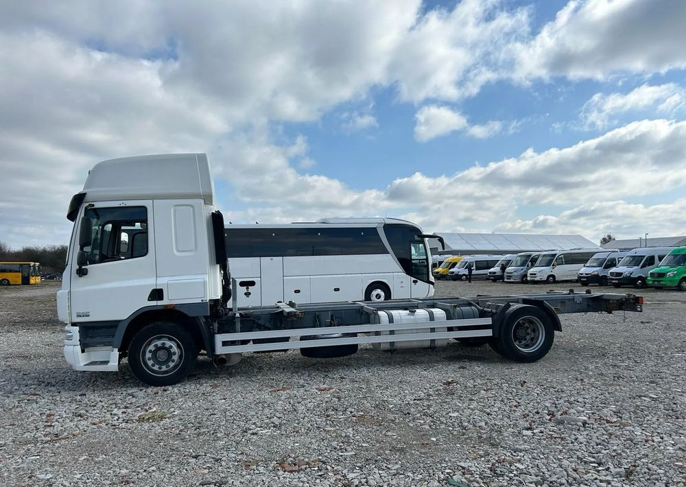 DAF CF75.310 - Podvozek s kabinou: obrázek 5 DAF CF75.310 - Podvozek s kabinou: obrázek 5