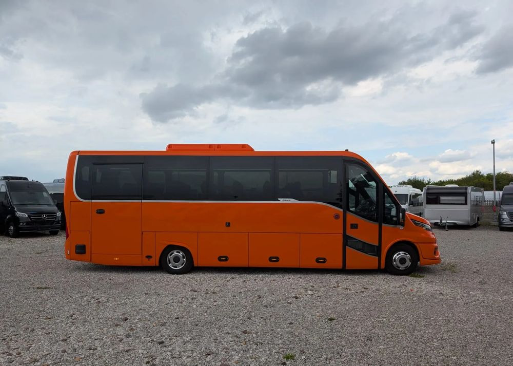 Iveco Daily - Turistický autobus: obrázek 4 Iveco Daily - Turistický autobus: obrázek 4