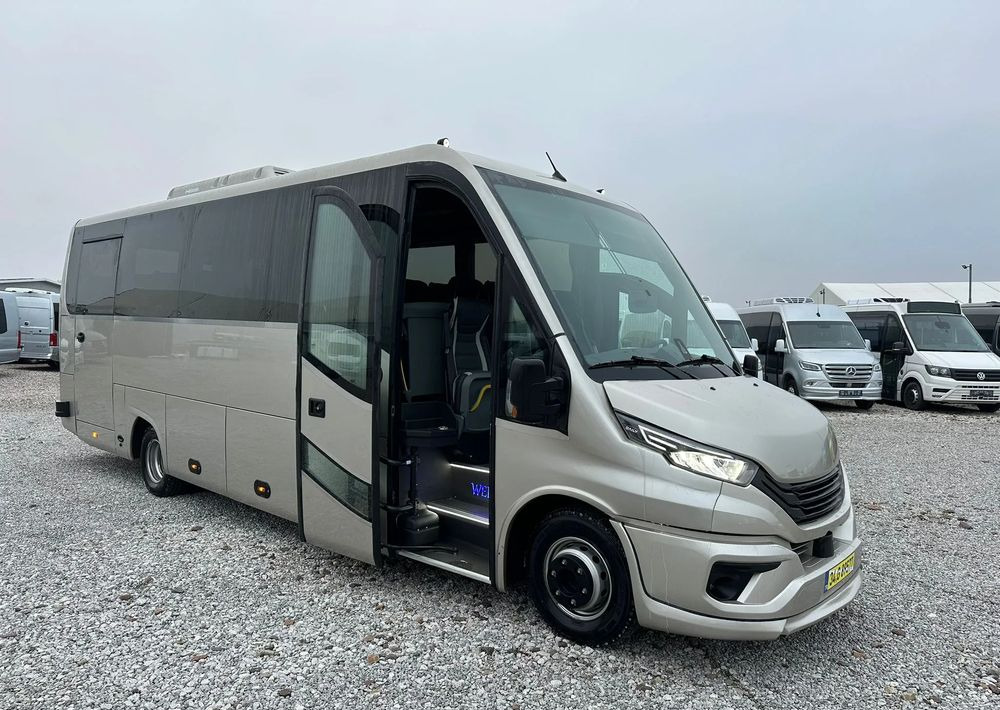 Iveco Daily - Minibus, Mikrobus: obrázek 1 Iveco Daily - Minibus, Mikrobus: obrázek 1