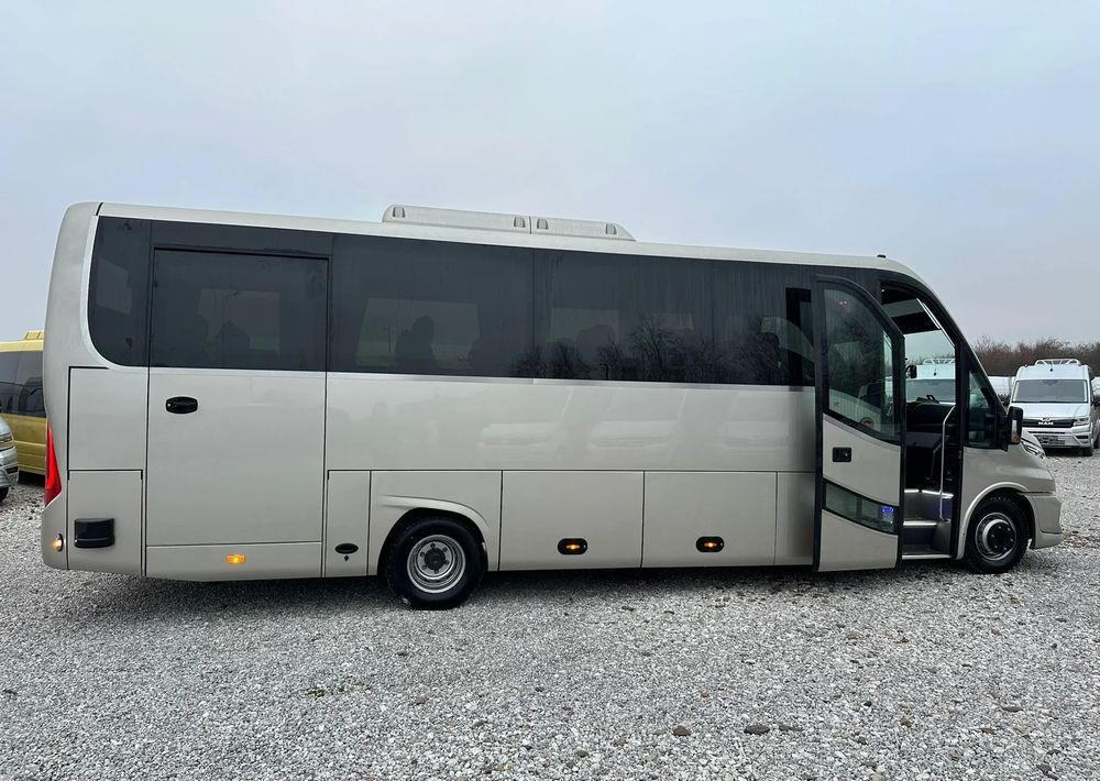 Iveco Daily - Minibus, Mikrobus: obrázek 2 Iveco Daily - Minibus, Mikrobus: obrázek 2