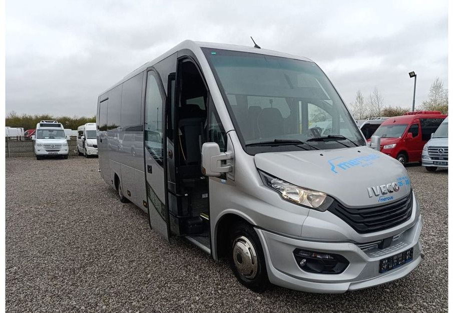 Minibus, Mikrobus Iveco Mercus Daily 70C21 Nowość 39 miejsc: obrázek 1