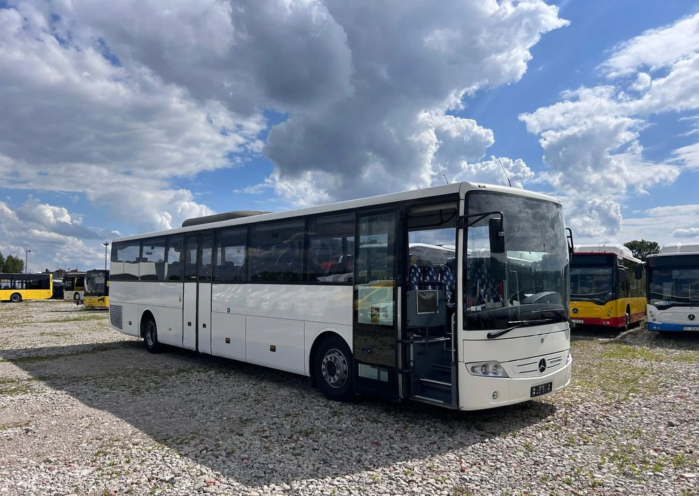 Mercedes-Benz Intouro - Autobus příměstský: obrázek 2 Mercedes-Benz Intouro - Autobus příměstský: obrázek 2