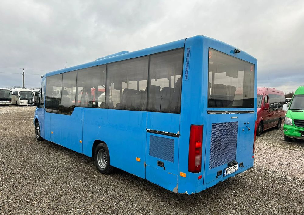 Mercedes-Benz Sprinter 516 - Autobus příměstský: obrázek 5 Mercedes-Benz Sprinter 516 - Autobus příměstský: obrázek 5