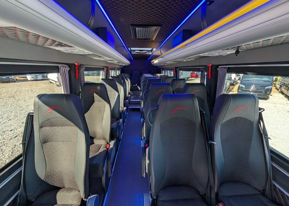 Nový Minibus, Mikrobus Mercedes-Benz Sprinter 517: obrázek 18
