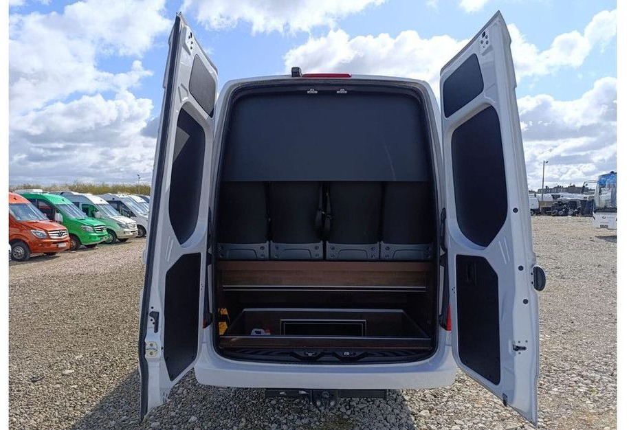 Minibus, Mikrobus Mercedes-Benz Sprinter 519: obrázek 6
