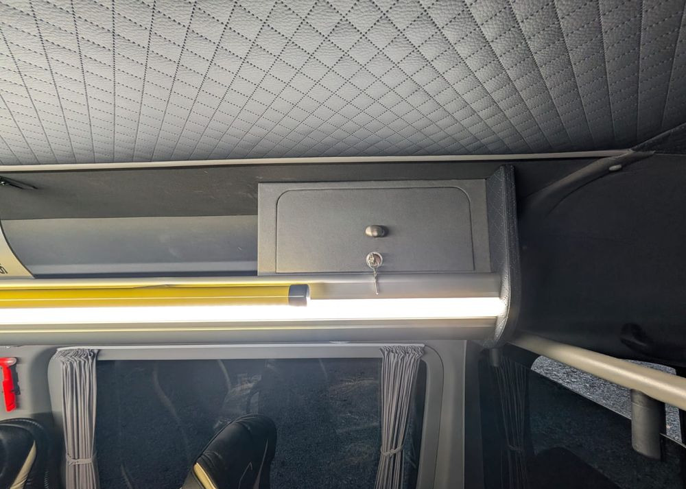 Mercedes-Benz Sprinter 519 leasing Mercedes-Benz Sprinter 519: obrázek 20 Mercedes-Benz Sprinter 519 leasing Mercedes-Benz Sprinter 519: obrázek 20