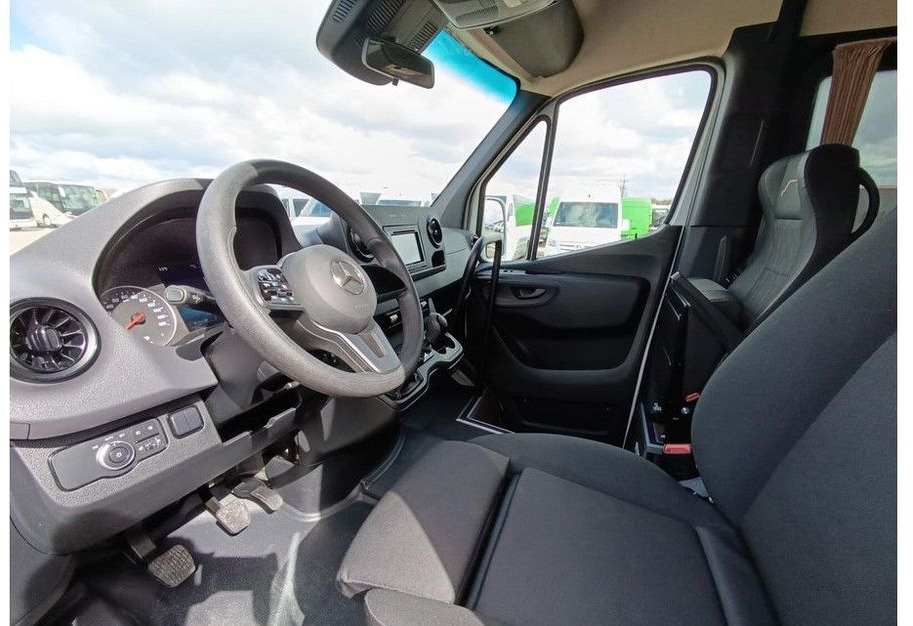Minibus, Mikrobus Mercedes-Benz Sprinter 519: obrázek 19